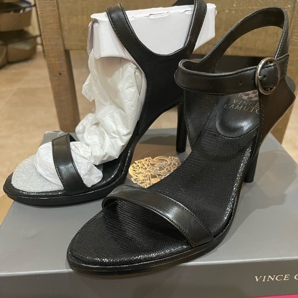 VINCE Camuto Black Lynona Sandal - Picture 3 of 3